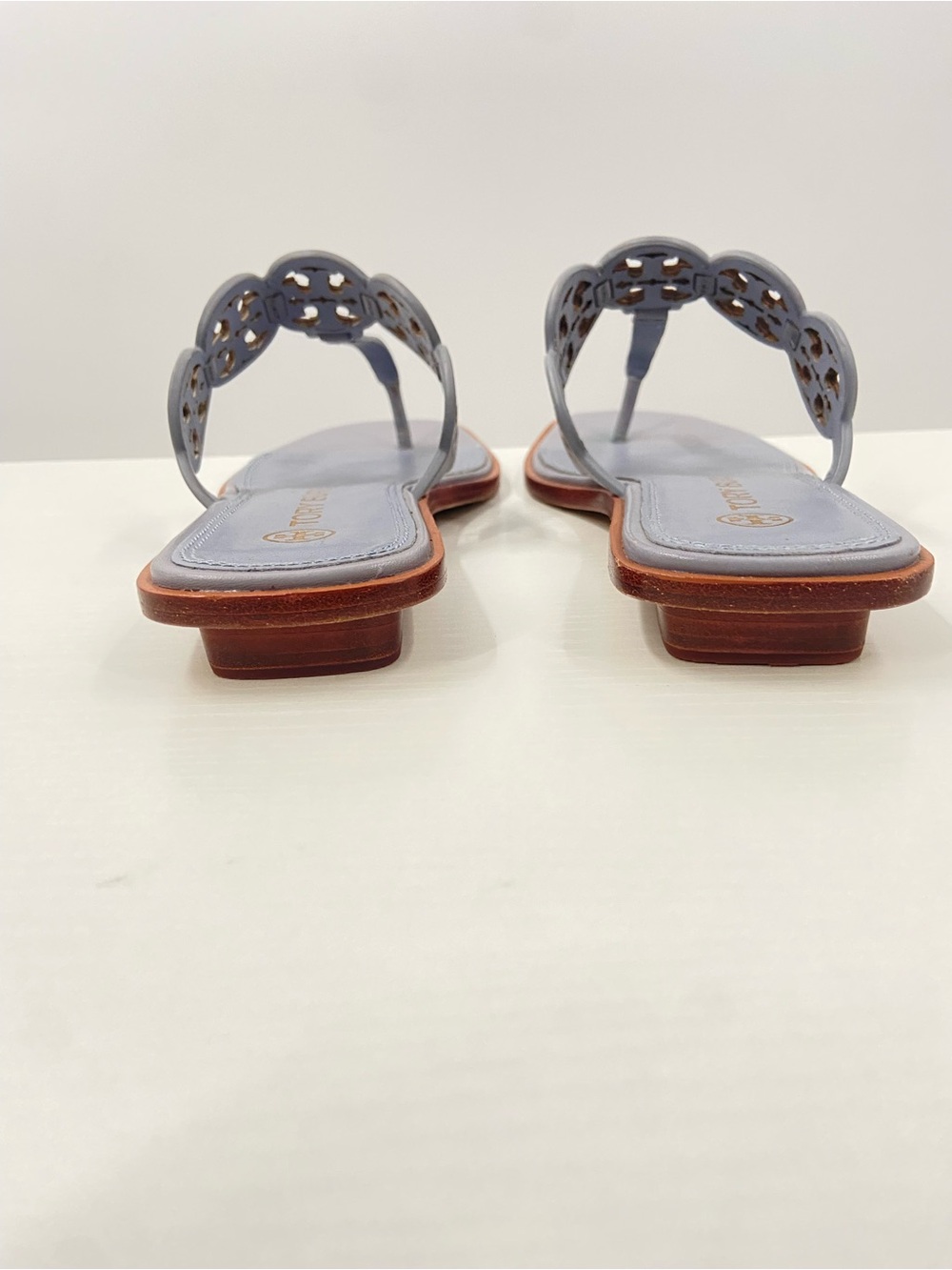 Tory Burch TINY MILLER THONG SANDAL LEATHER Cloud Blue size 9 - Picture 10 of 13